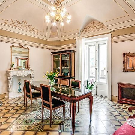 Palazzo Stunis - Dimora Di Charme Bed & Breakfast Ostuni Eksteriør bilde