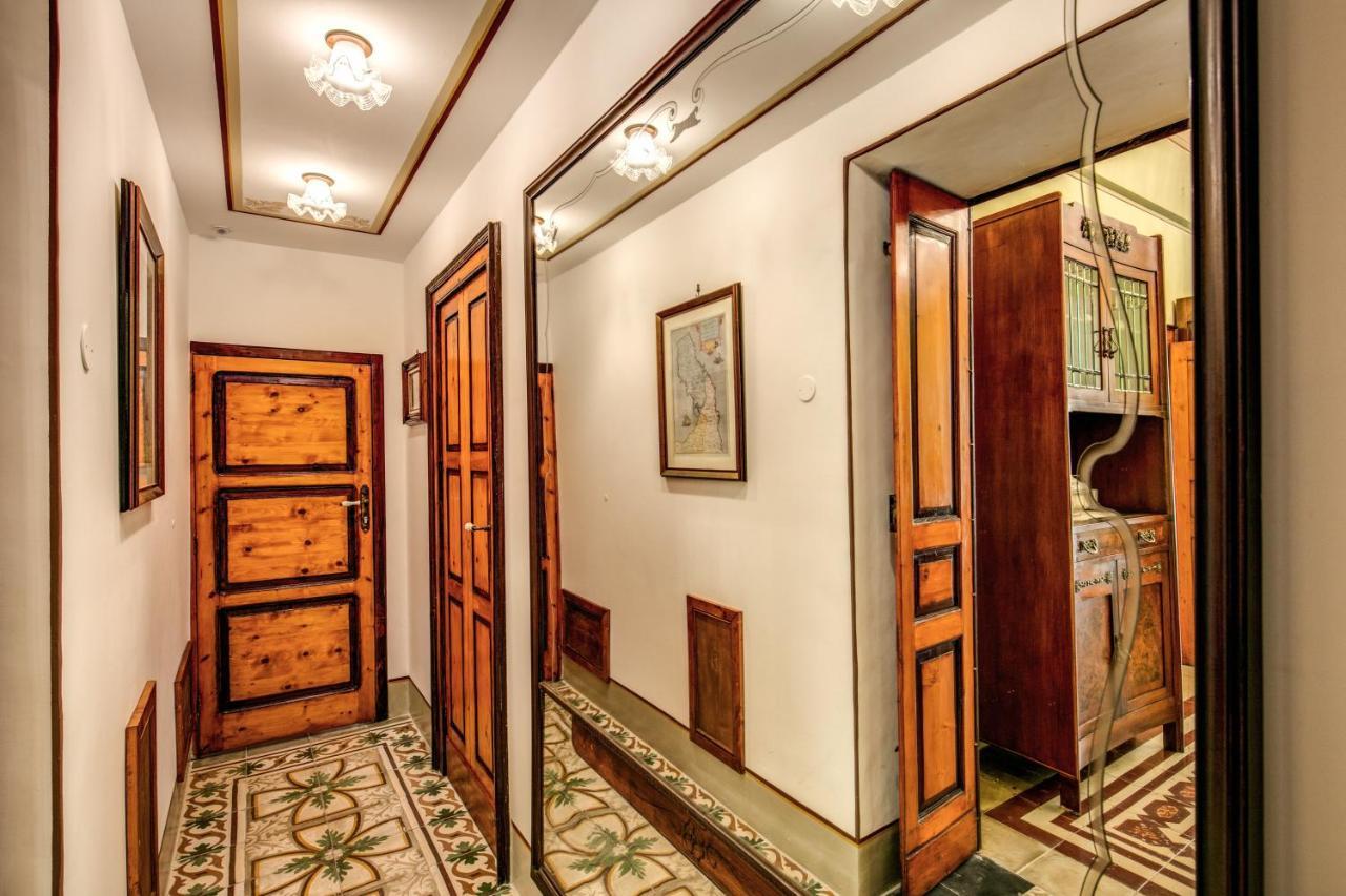 Palazzo Stunis - Dimora Di Charme Bed & Breakfast Ostuni Eksteriør bilde